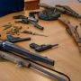 Міліція просить кам'янчан добровільно здати зброю