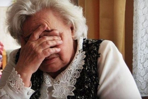 У Кам’янці 62-річна жінка намагалася пограбувати квартиру сусідки