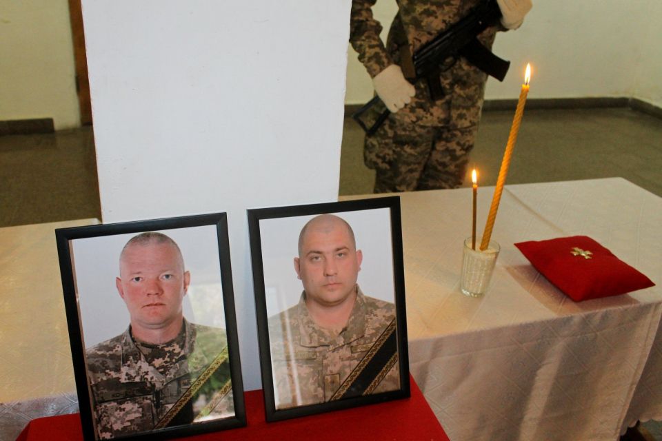 Кам'янчани провели в останню путь військових, які загинули під Києвом