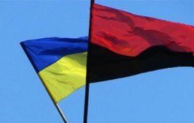 У Кам’янці вивішуватимуть революційний прапор ОУН у пам’ятні дати. Що думають кам’янчани? (Опитування)