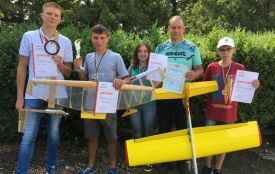 Кам’янецькі школярі перші на Всеукраїнських змаганнях із авіамодельного спорту