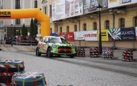 Раніше було краще: як у Кам'янці пройшло ралі "Фортеця" (ФОТО + ВІДЕО)